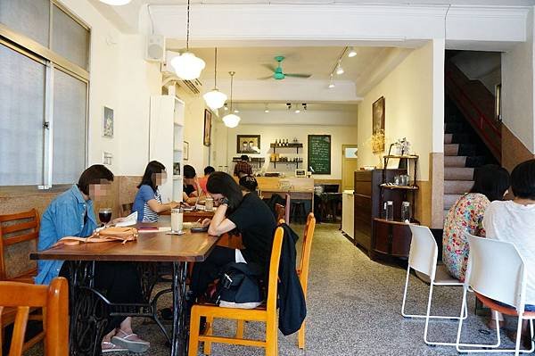 三餘書店33.jpg