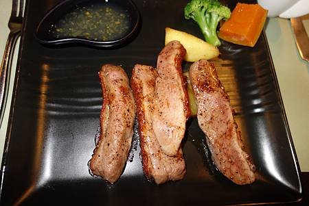DSC00048.JPG