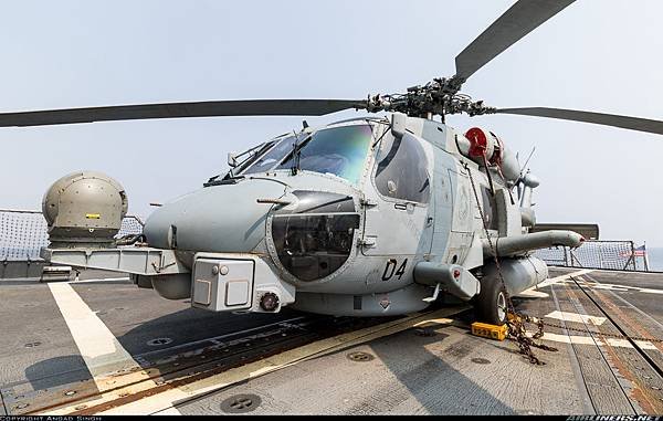 Sikorsky MH-60R Strikehawk (S-70B-4)_US Navy