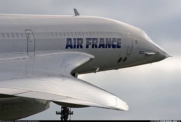 Aerospatiale-British Aerospace Concorde 101_Air France  20110403  Ciorlaus Vicentiu