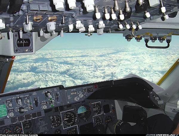 Boeing 747-228F+SCD_Air France   20050422  Charles Condette 