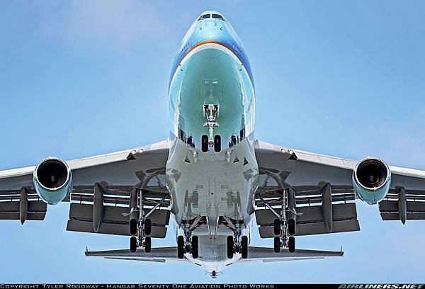 Boeing VC-25A (747-2G4B)_USA AF   20120724  Tyler Rogoway - Hangar Seventy One Aviation Photo Works