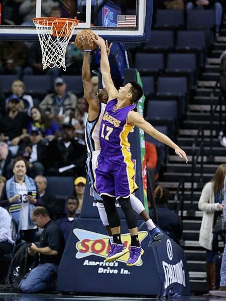 los-angeles-lakers-v-memphis-20141112-041414-774