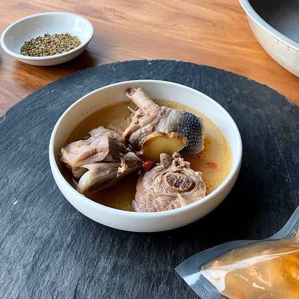 麻油雞1.jpg