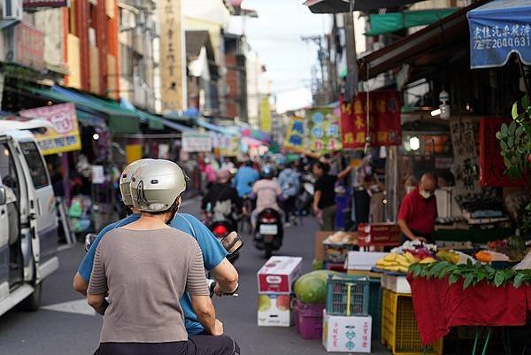 2025南投竹山燈會∣蛇舞豐年。走老街、看燈會、吃美食，竹山