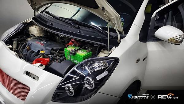 來自澳洲的汽車改裝品牌VAITRIX麥翠斯有最廣泛的車種適用產品，含汽油、柴油、油電混合車專用電子油門控制加速器，搭配外掛晶片及內寫，達到最高品質且無後遺症之動力提升，也可由專屬藍芽App–AirForce GO切換一階、二階、三階ECU模式。外掛晶片及電子油門控制器不影響原車引擎保固，搭配不眩光儀錶，提升馬力同時監控愛車狀況。VAITRIX另有馬力提升專用水噴射可程式電腦及全組套件，改裝愛車不傷車。  適用品牌車款： Audi奧迪、BMW寶馬、Porsche保時捷、Benz賓士、Honda本田、Toyota豐田、Mitsubishi三菱、Mazda馬自達、Nissan日產、Subaru速霸陸、VW福斯、Volvo富豪、Luxgen納智捷、Ford福特、Chevrolet雪佛蘭、Hyundai現代、Skoda; Altis、crv、chr、kicks、cla45、ct200h、q2、camry、golf gti、polo、kuga、tiida、u7、rav4、odyssey...等。