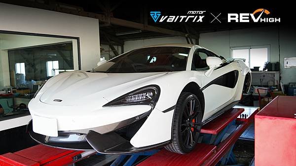 來自澳洲的汽車改裝品牌VAITRIX麥翠斯有最廣泛的車種適用產品，含汽油、柴油、油電混合車專用電子油門控制加速器，搭配外掛晶片及內寫，達到最高品質且無後遺症之動力提升，也可由專屬藍芽App–AirForce GO切換一階、二階、三階ECU模式。外掛晶片及電子油門控制器不影響原車引擎保固，搭配不眩光儀錶，提升馬力同時監控愛車狀況。VAITRIX另有馬力提升專用水噴射可程式電腦及全組套件，改裝愛車不傷車。  適用品牌車款： Audi奧迪、BMW寶馬、Porsche保時捷、Benz賓士、Honda本田、Toyota豐田、Mitsubishi三菱、Mazda馬自達、Nissan日產、Subaru速霸陸、VW福斯、Volvo富豪、Luxgen納智捷、Ford福特、Chevrolet雪佛蘭、Hyundai現代、Skoda; Altis、crv、chr、kicks、cla45、ct200h、q2、camry、golf gti、polo、kuga、tiida、u7、rav4、odyssey...等。