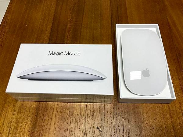 Magic Mouse 2 拆開1