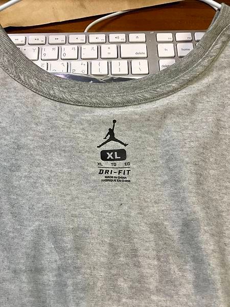 衣服的內在也有Jordan logo