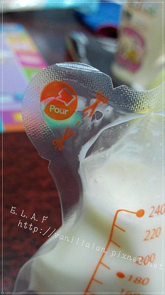 辨溫母乳袋02