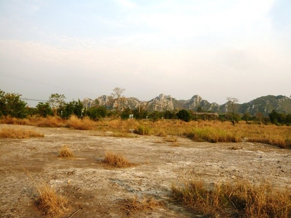 KYNP30Wat廟Pha Put Ta Bath Noi.JPG