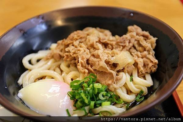 &lt;香川高松讚岐烏龍麵&gt; 坐落於熱鬧兵庫町商店街的 烏龍麵市場