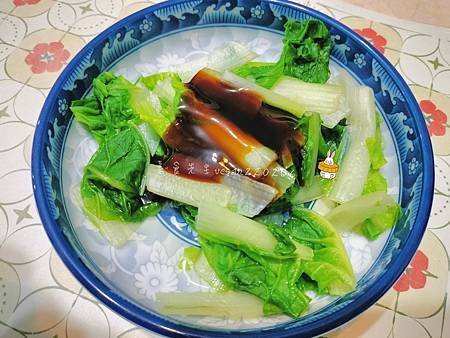 暖和的一餐-咖哩湯餃餐😋