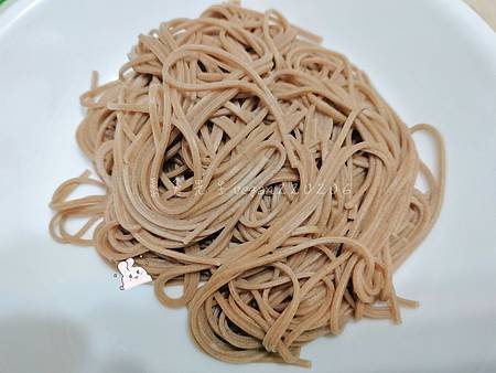 第一次料理味噌😋 味噌蕎麥湯麵🍜