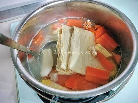第一次料理味噌😋 味噌蕎麥湯麵🍜