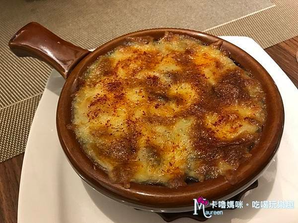 桃園市【艾維農歐風素食】11(法式焗三鮮).JPG