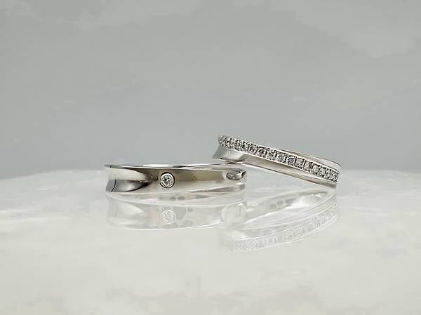 客製化pt950鉑金結婚對戒.jpg