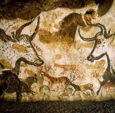 lascaux_group_4-480x472