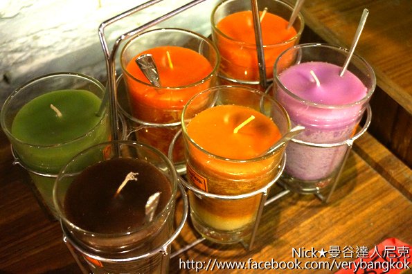 Baan Hom Tien Colorful Candles Making Factory-9.jpg