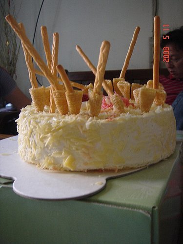 855