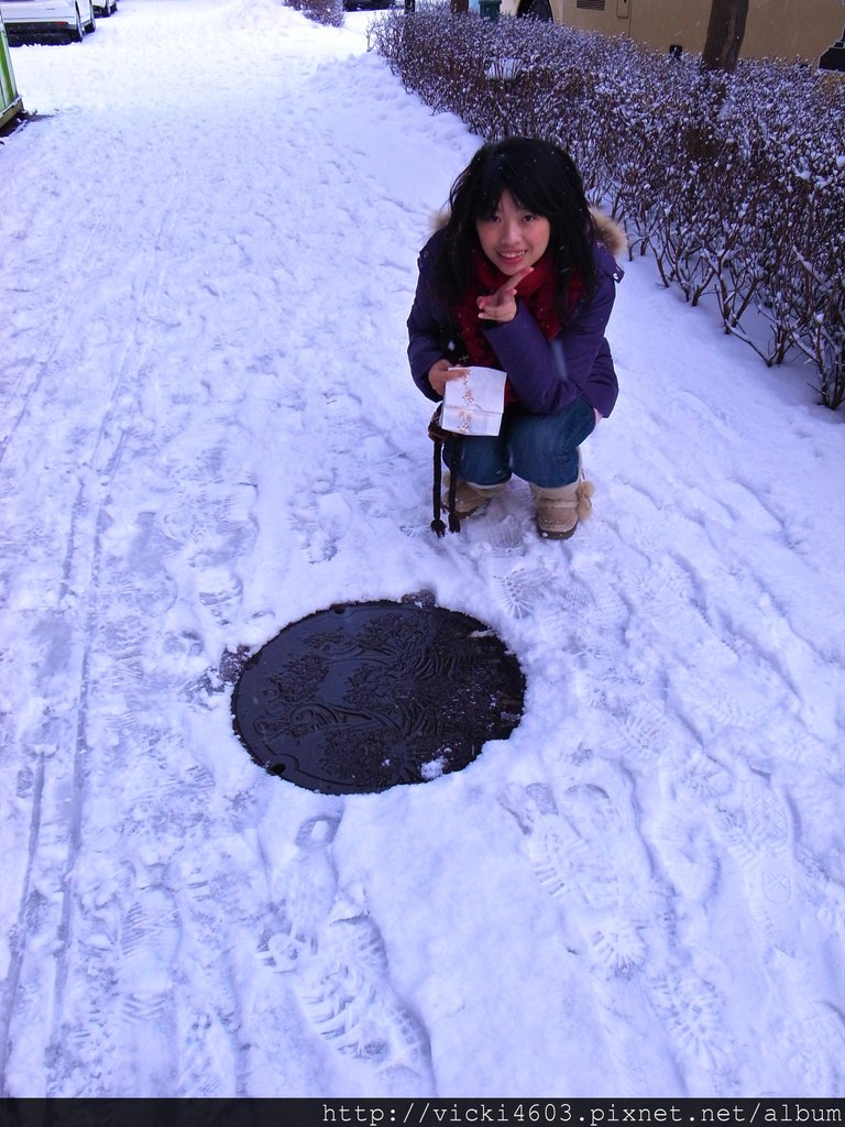 人孔蓋不積雪