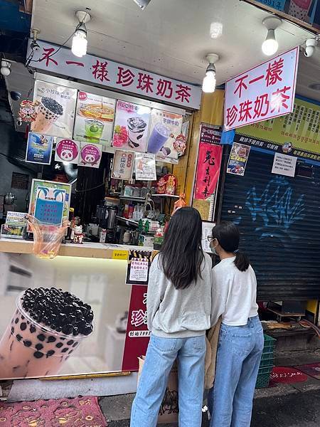 金龍年趴趴走之初夕年夜飯,初一走春,初二回娘家