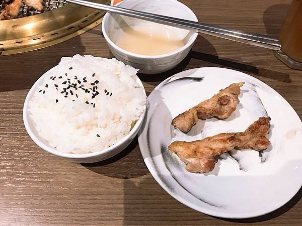 新竹美食。竹北。燒肉同話。同學聚餐＠糖果【永久歇業】