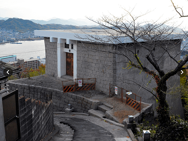 拆除上層結構的「尾道城」遺跡.png