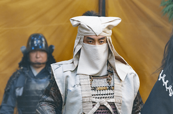 日本知名演員片岡愛之助在《真田丸》劇中飾演的大谷吉繼一角。.png