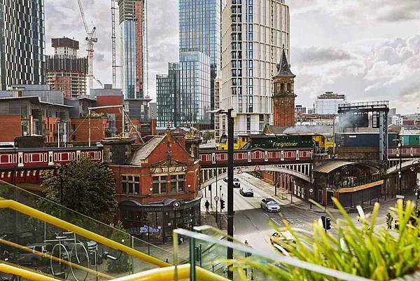 Khám phá thành phố Manchester