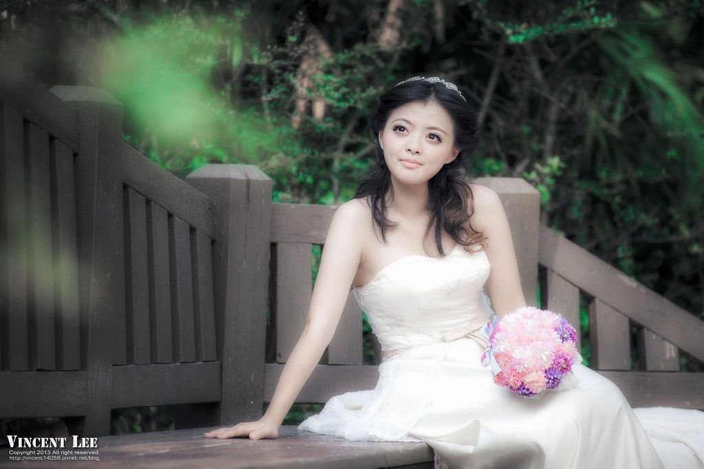 婚紗作品  Make-up: momo hair: apple MD: 巧喬 Photography: Vincent lee