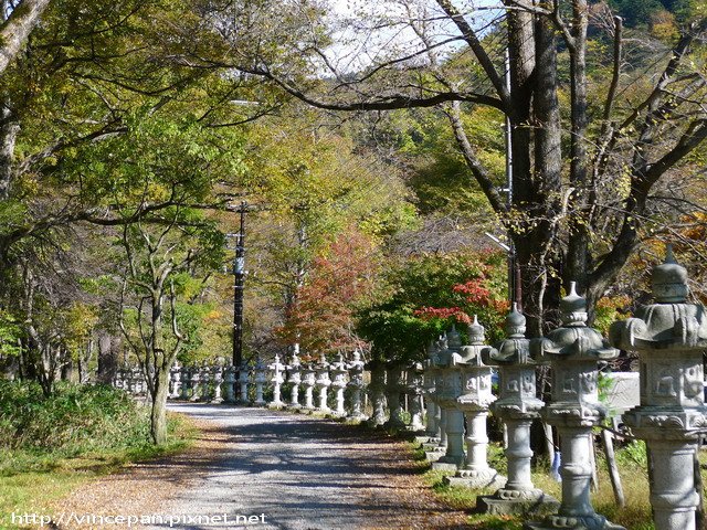 奧日光  溫泉寺