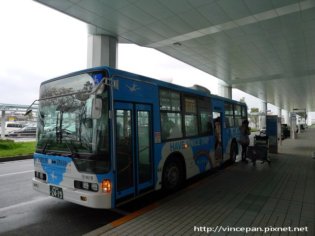 福岡機場接駁車