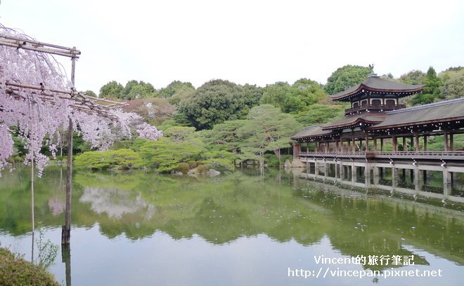 栖鳳池 泰平閣