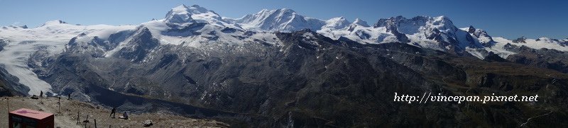 高山與冰河 全景