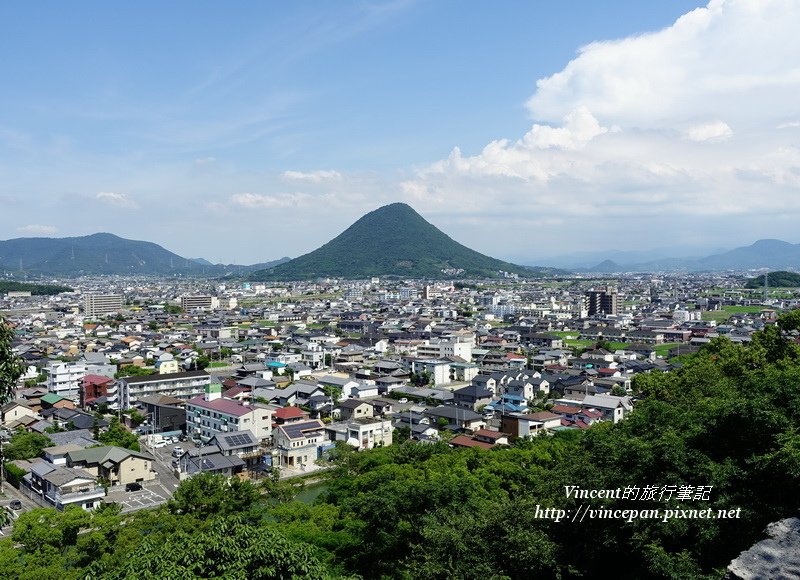 讚歧富士的飯野山