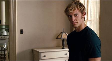 fhd011FOR_Alex_Pettyfer_020