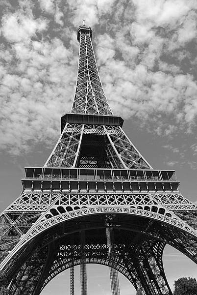 eiffel-tower-274200_960_720.jpg