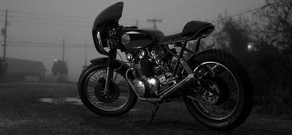vintage-cafe-racer-caferacer-bobber-brat-chopper-streetfighter-motorcycle-parts-complete-bikes-for-sale2_1