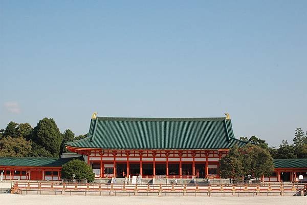 Heian-jingu_Shrine01.jpg