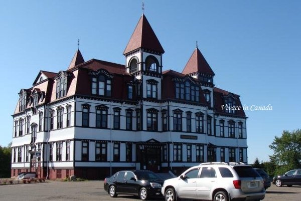 Lunenburg Academy