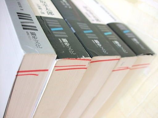 book01.jpg
