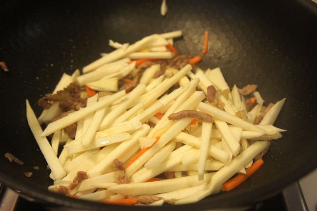 綠竹筍炒肉絲