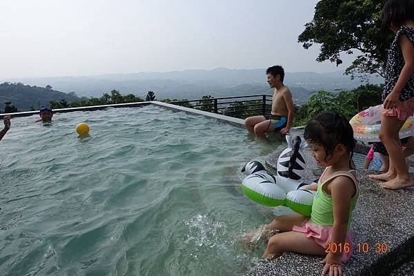 105.10.30台南仙湖農場 (46).JPG