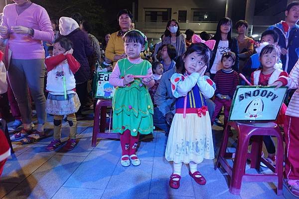 105.12.23舞動愛繽紛聖誕之夜-傑尼爾幼兒園 (43).JPG