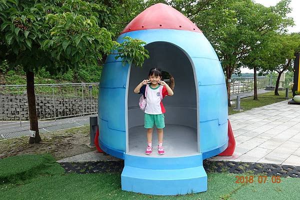 107.07.05傑尼爾幼兒園畢業班遊活動. (96).JPG