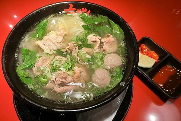 1060114-6瓦城大心清燉牛肉河粉$200.JPG