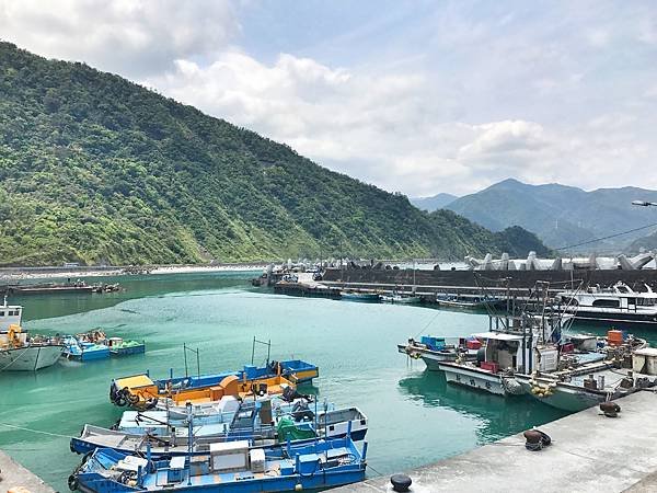 粉鳥林漁港