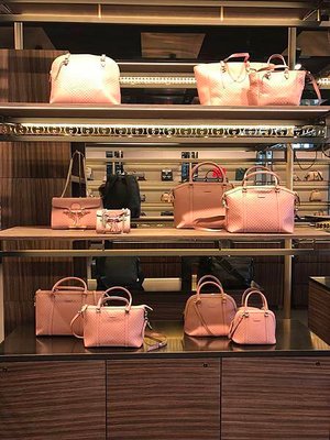 Italy 義大利 佛羅倫斯The Mall outlet