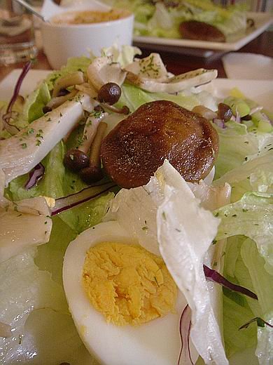sonnetorcafe9.jpg